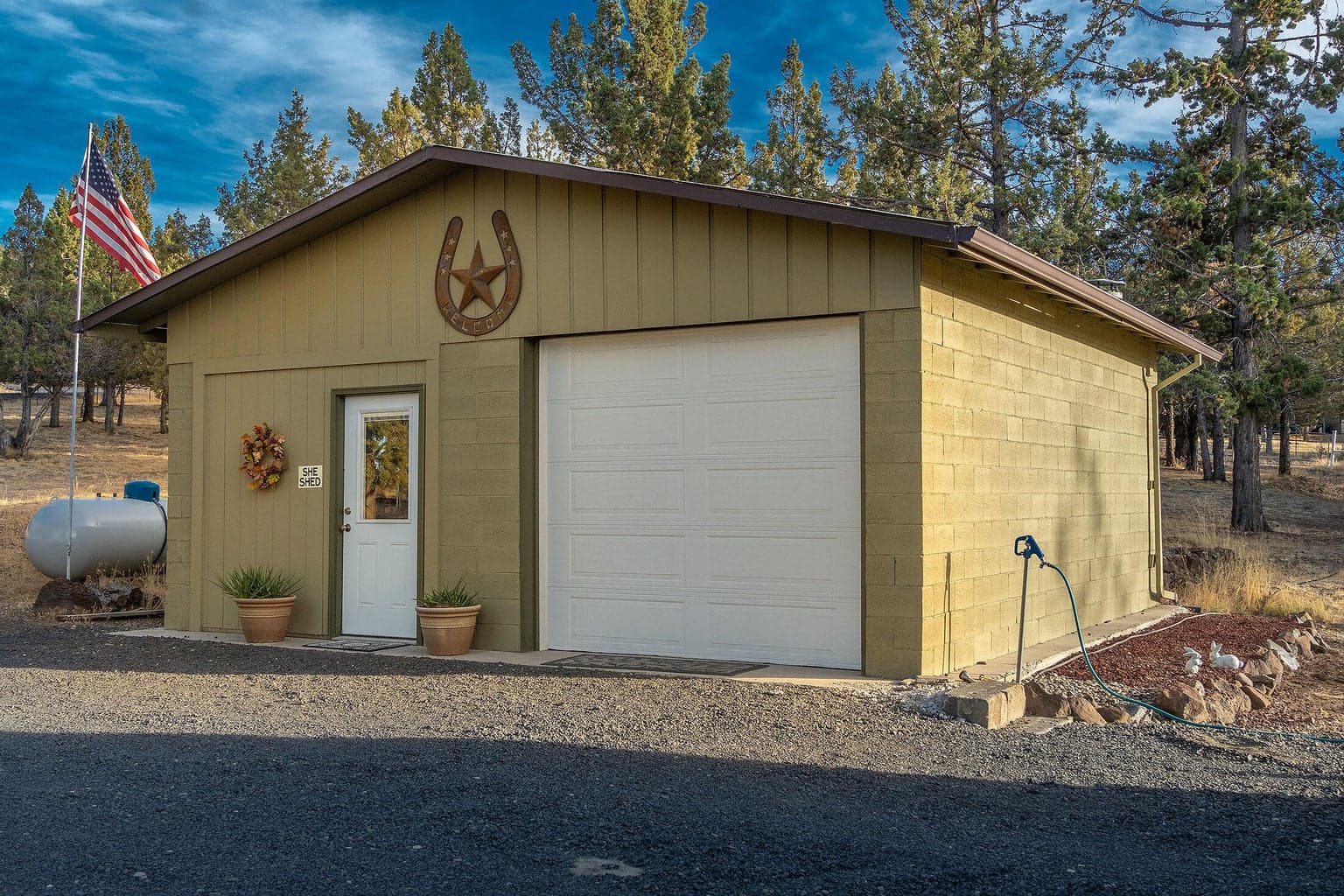 Photo of 6853 SE Jerry Drive 9 of 36
