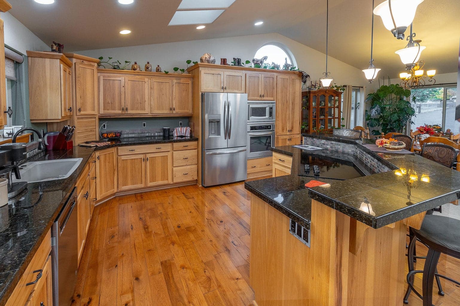 Photo of 6853 SE Jerry Drive 14 of 36