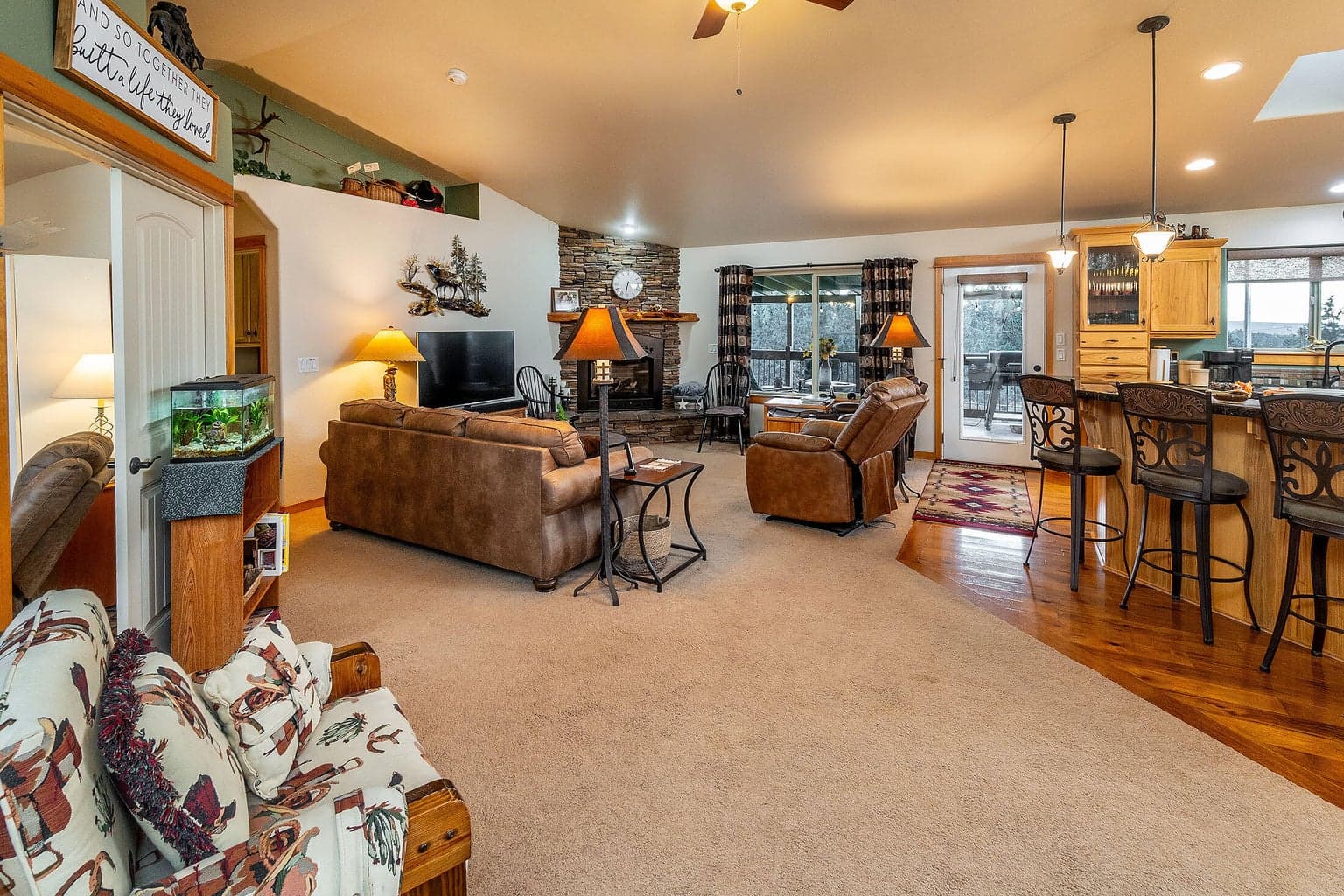 Photo of 6853 SE Jerry Drive 20 of 36
