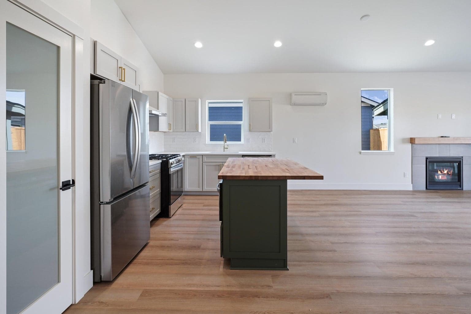 Photo of 51739 Morning Pine Drive 10 of 68