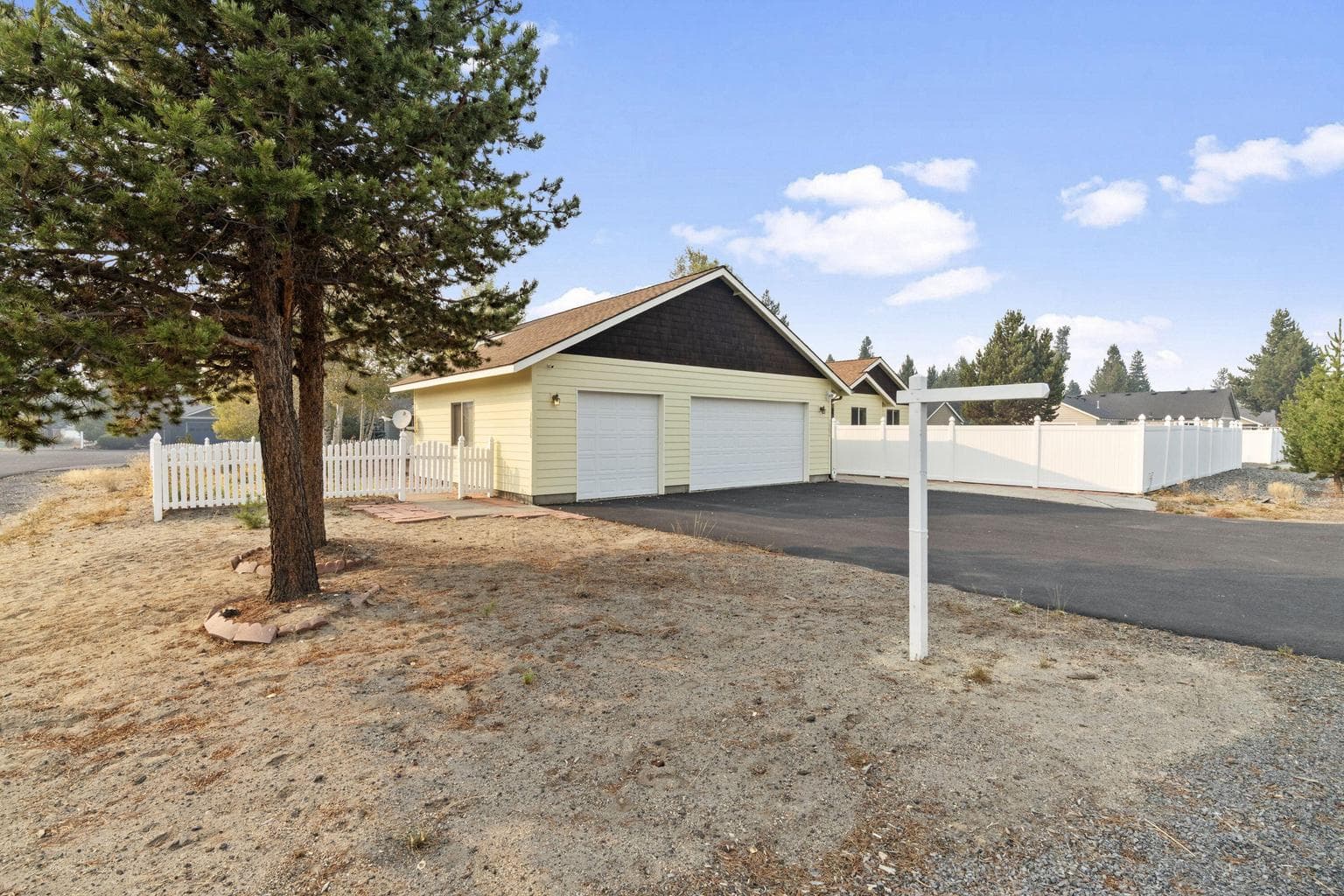 16696 Oakridge, La Pine, 97739