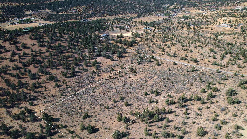 Photo of 10952 SE Spoke Lane 8 of 32