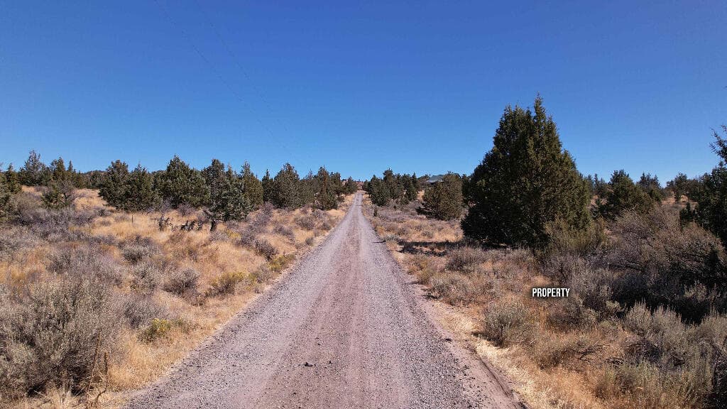 Photo of 10952 SE Spoke Lane 14 of 32