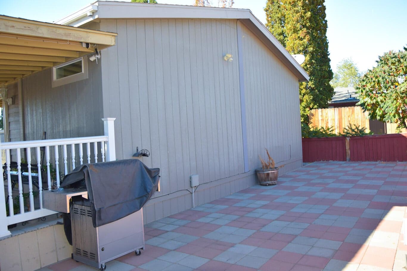 Photo of 1515 NW Fir Avenue 16 of 19