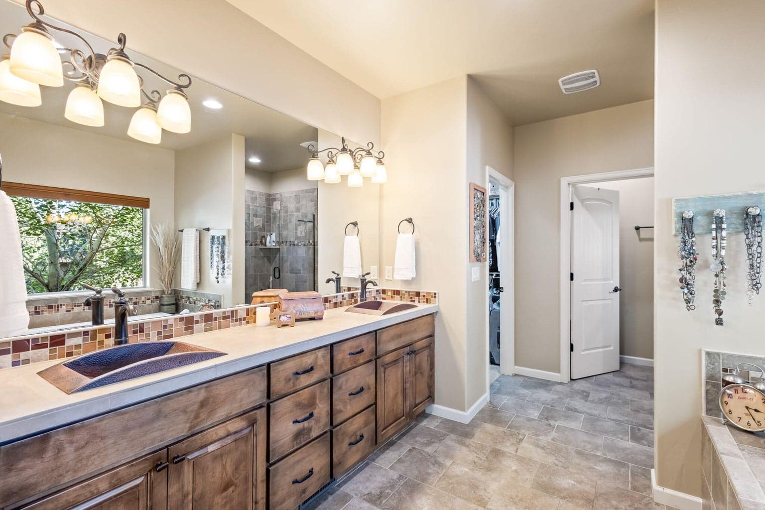 Photo of 370 Avocet Court 25 of 55