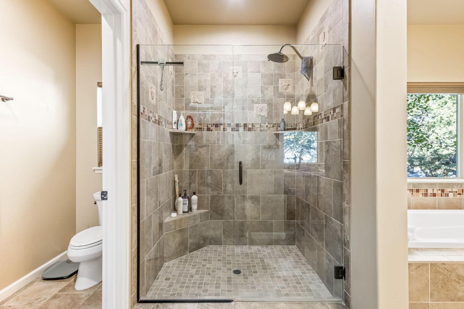 Photo of 370 Avocet Court 27 of 55