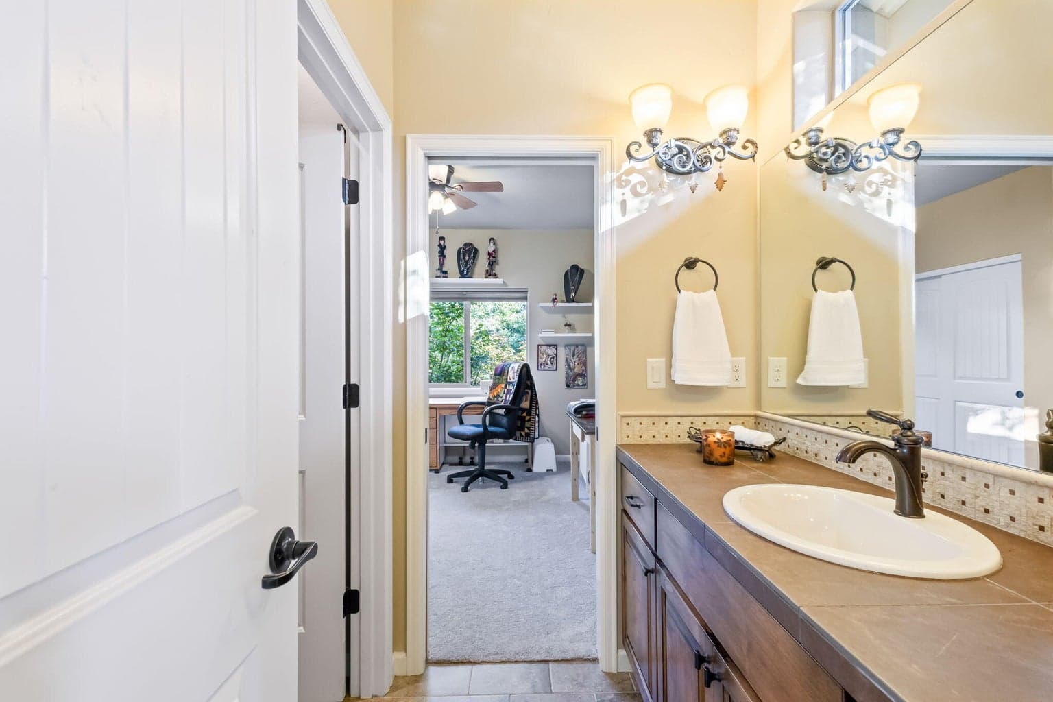 Photo of 370 Avocet Court 31 of 55