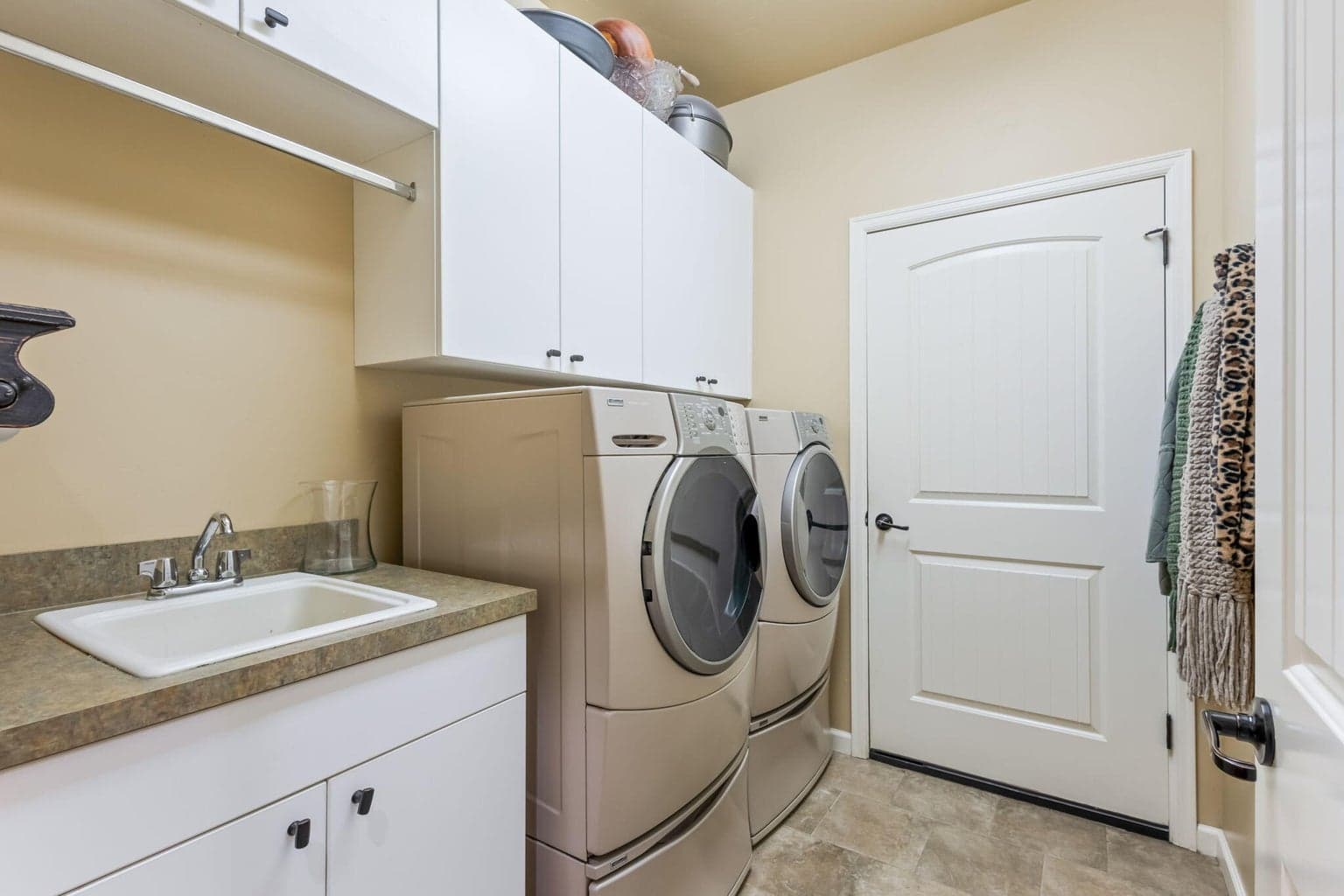 Photo of 370 Avocet Court 34 of 55