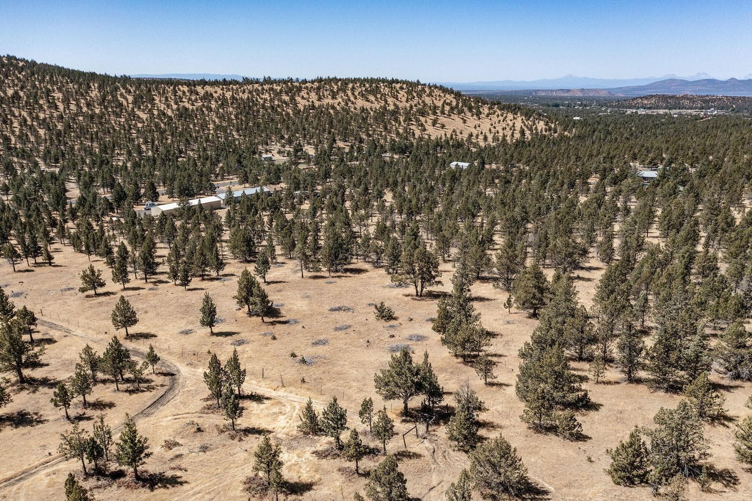 Photo of SE Juniper Canyon Road 8 of 12