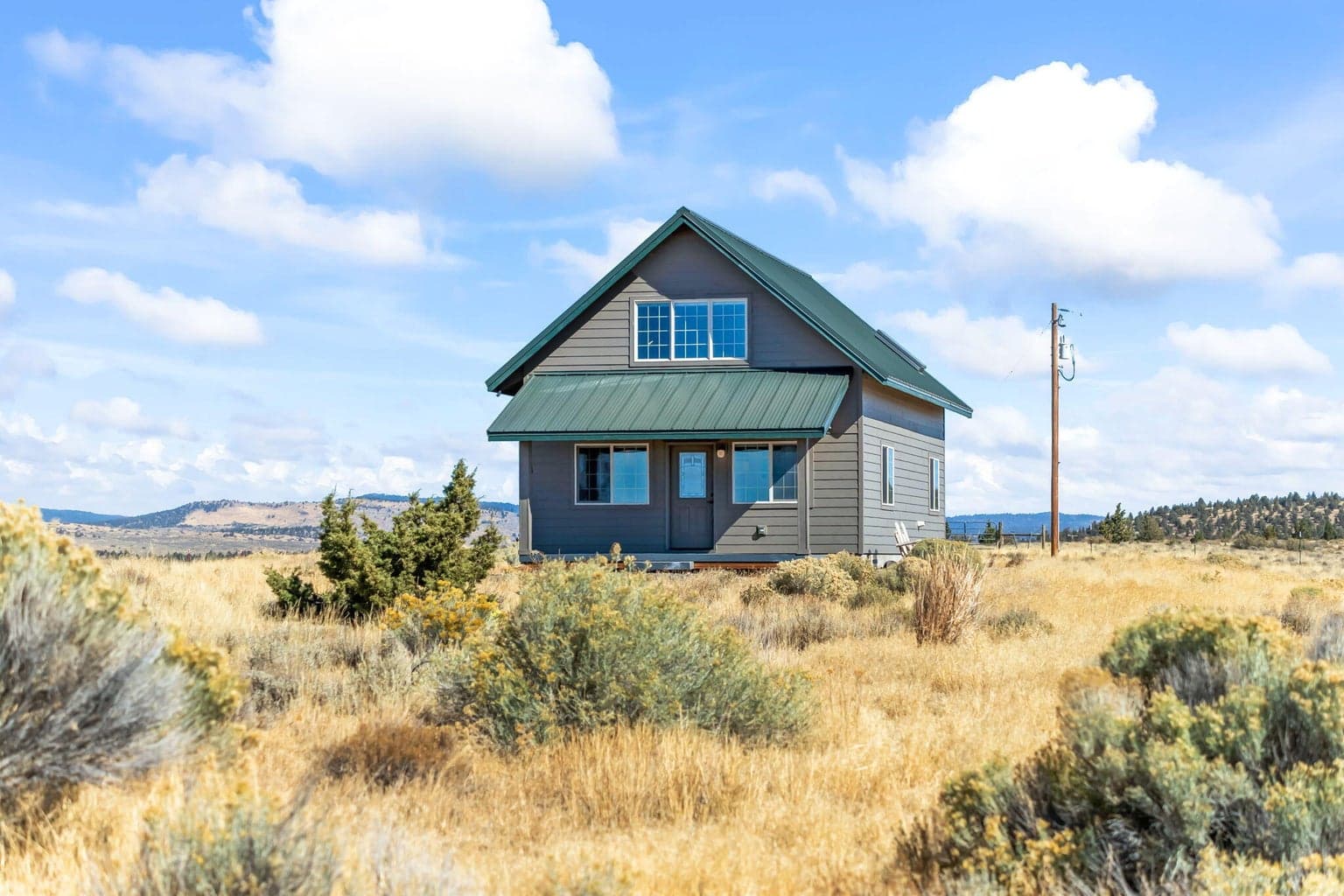 Modern cabin on 320 acres