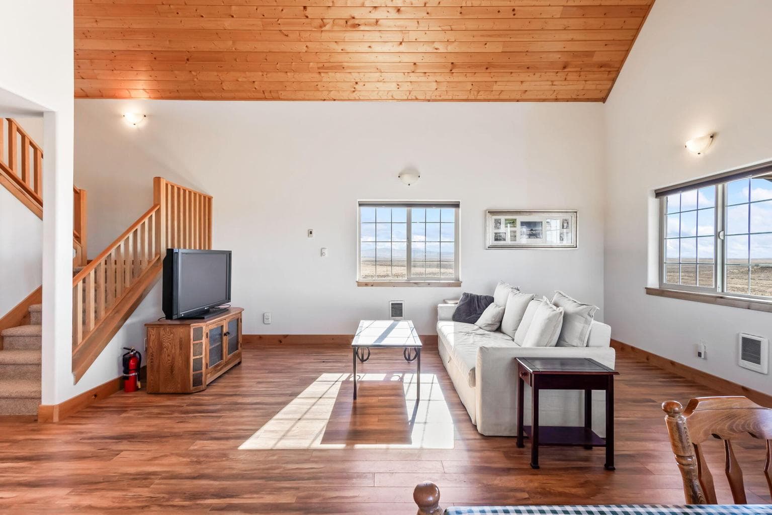 Great room with vaulted ceiling