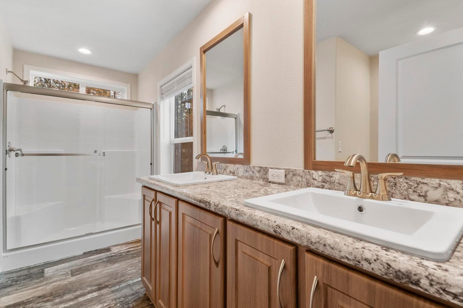 Photo of 16185 South Drive 12 of 27