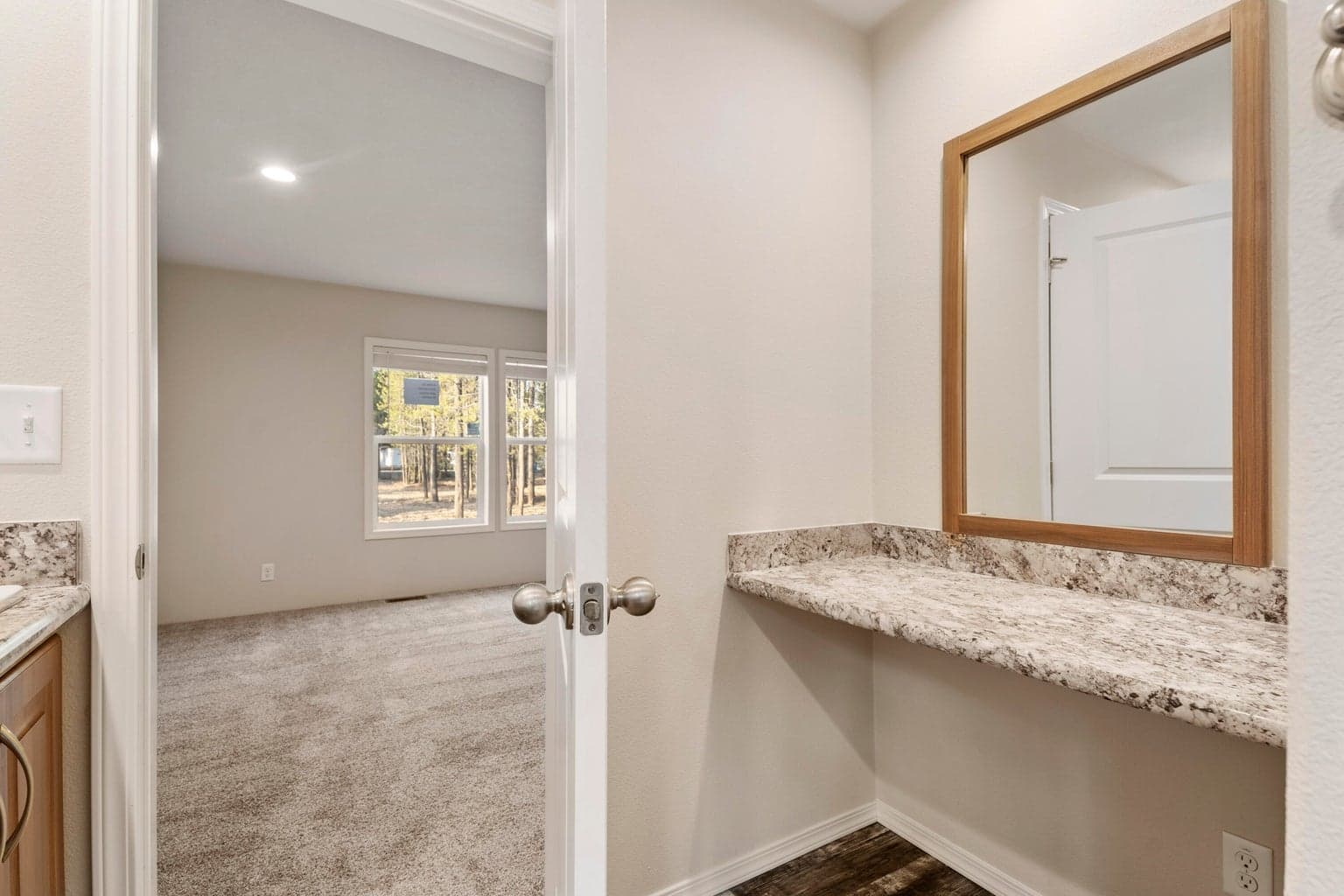 Photo of 16185 South Drive 13 of 27
