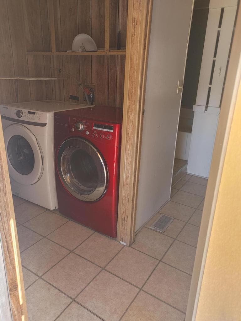 Photo of 12528 Alderwood Drive 34 of 34