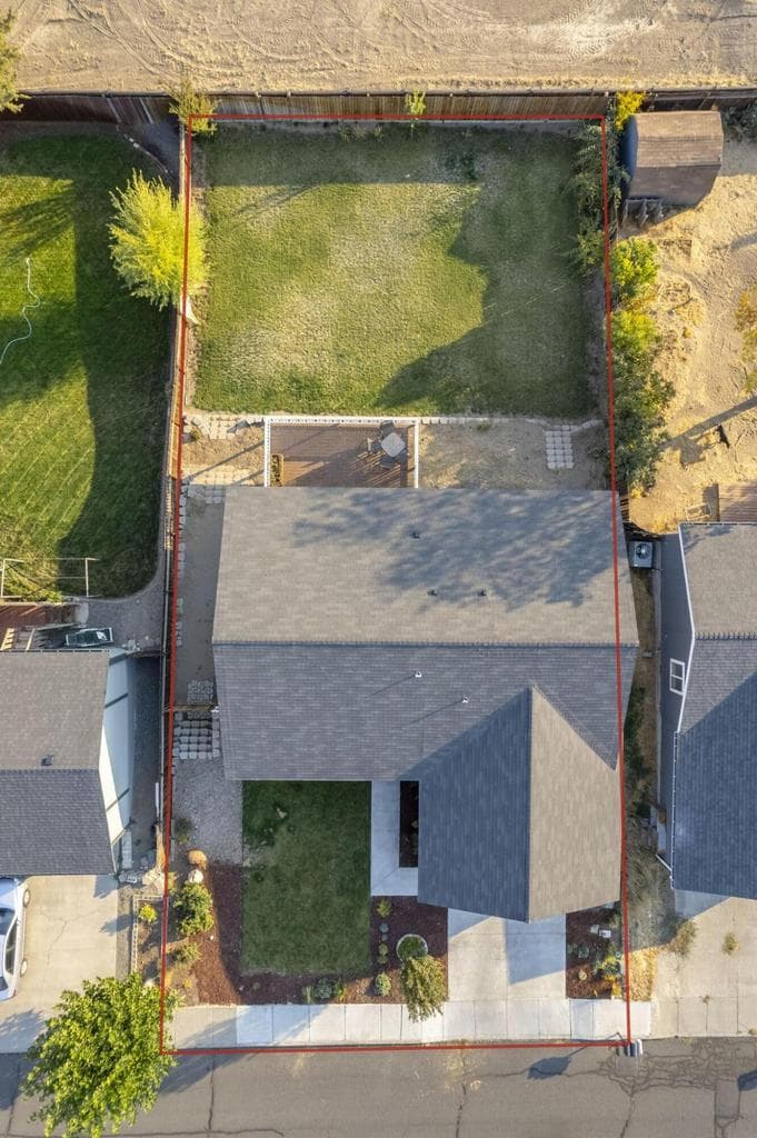 Photo of 181 SE Tracie Street 41 of 41