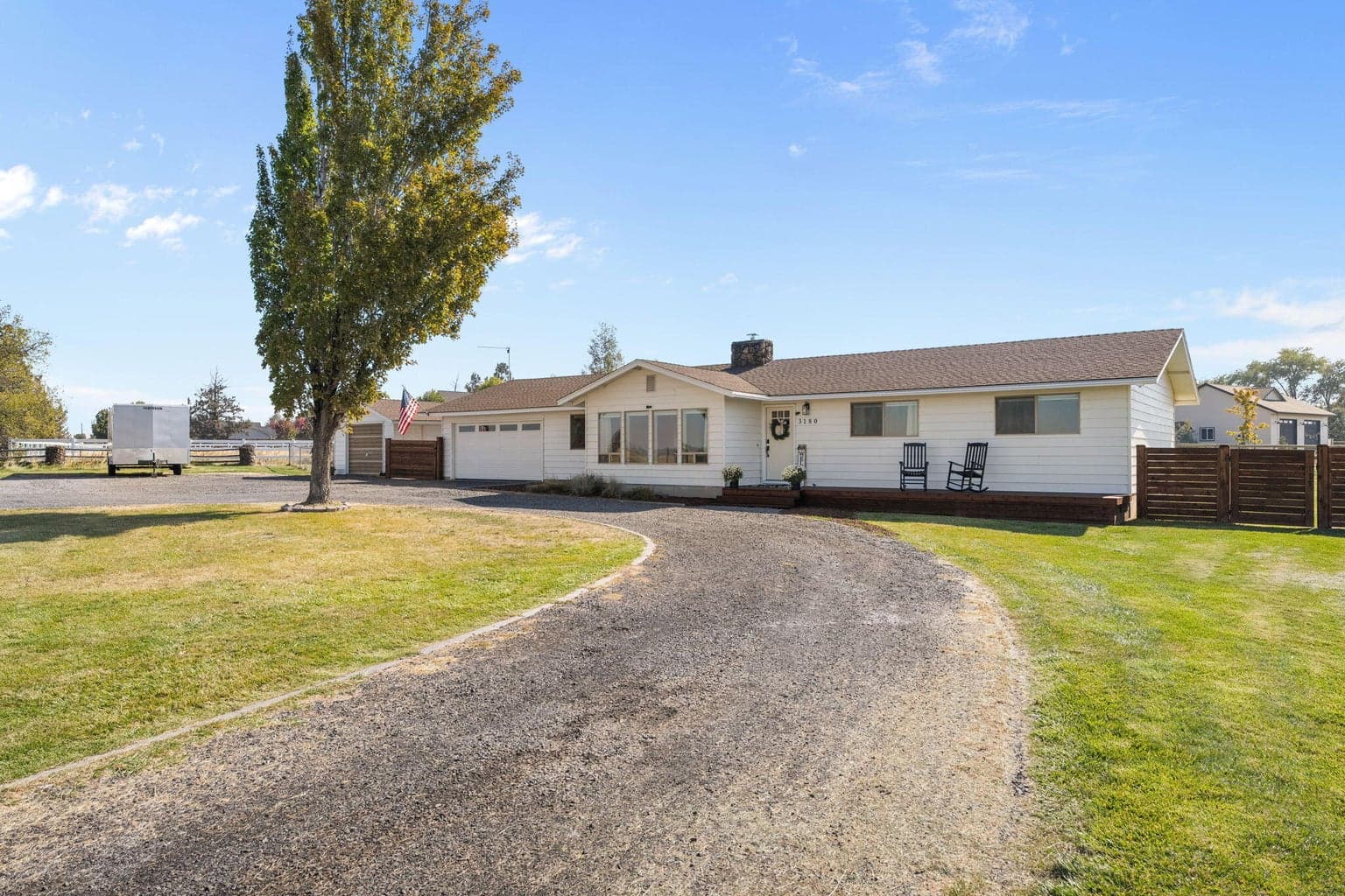 Photo of 3180 Hemlock 2 of 58