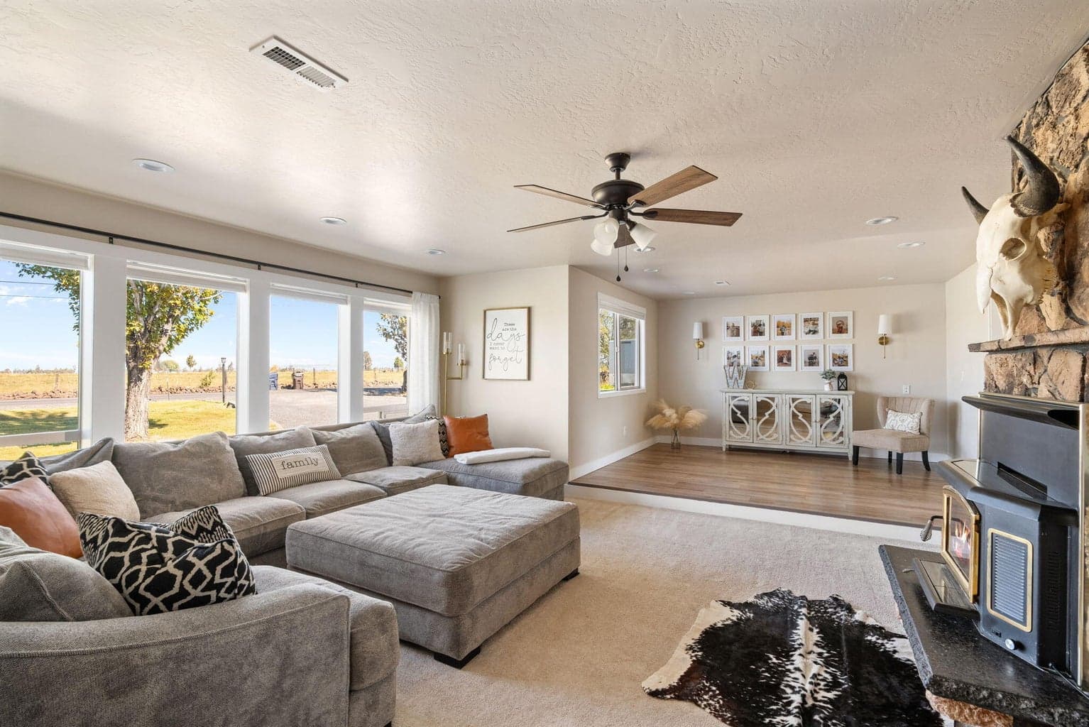Photo of 3180 NW Hemlock Avenue 17 of 56