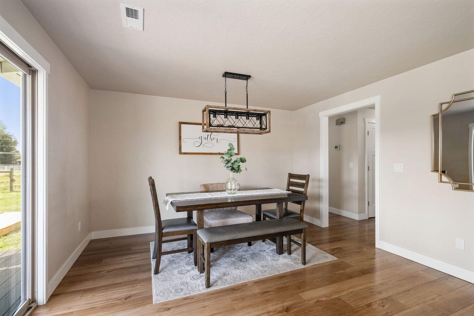 Photo of 3180 NW Hemlock Avenue 15 of 56