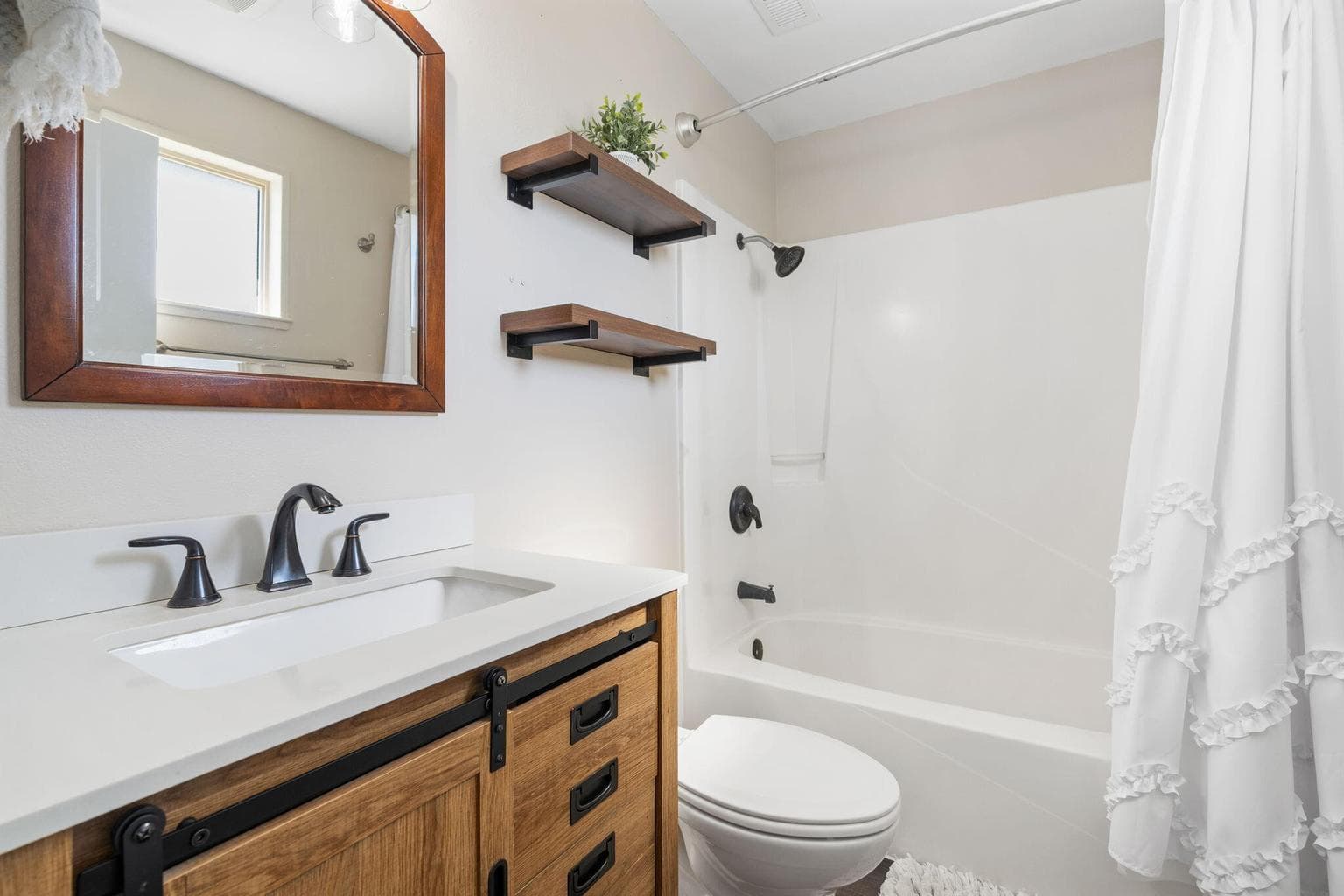 Primary bath