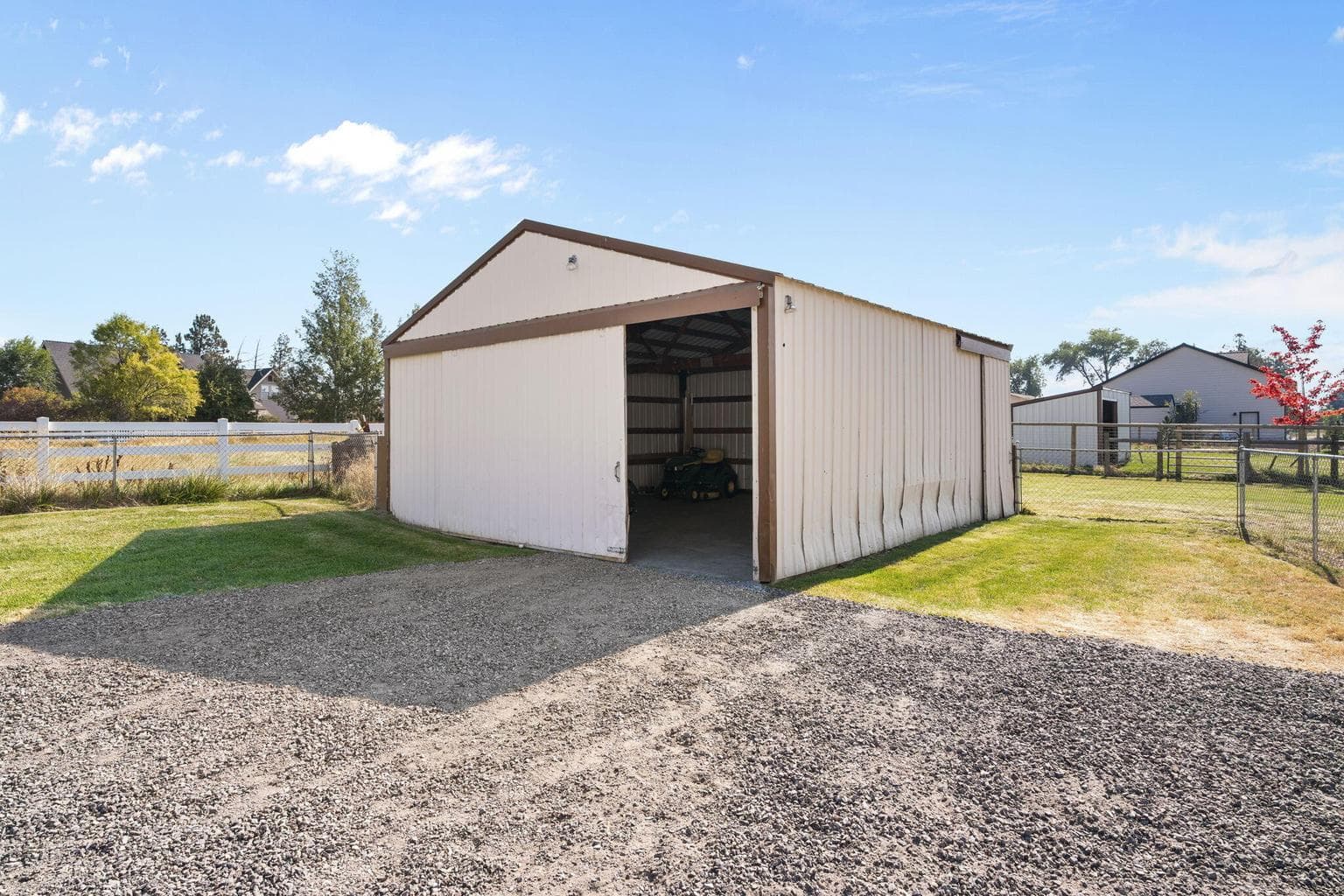 24x24 barn 576sqft