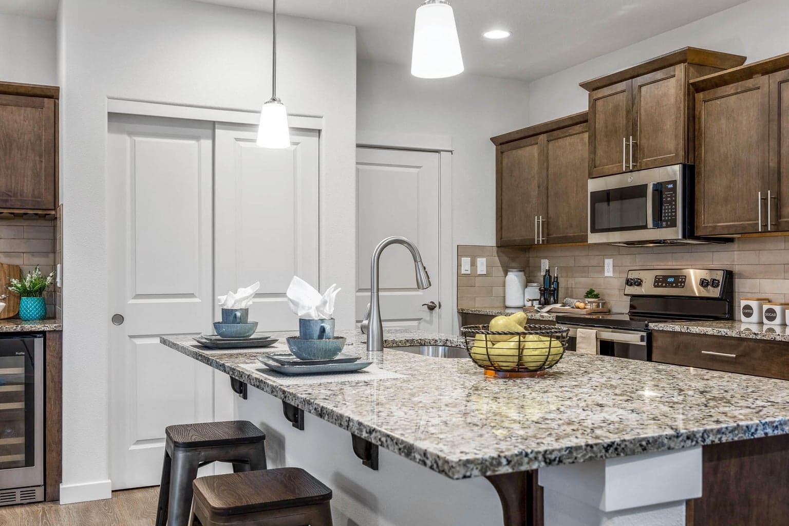 Photo of 3698 NW 8th Street 6 of 25