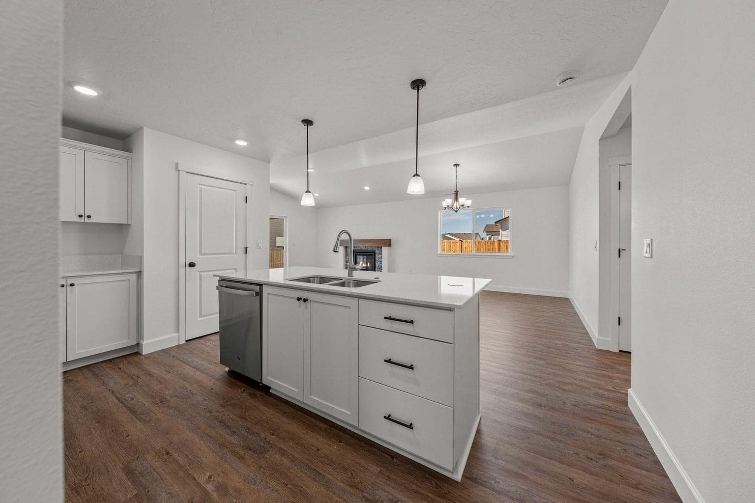 Photo of 315 NW Par Avenue 16 of 25