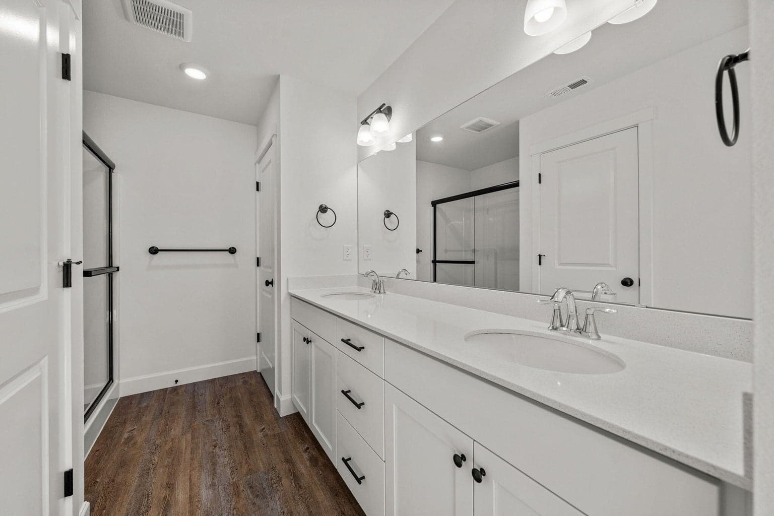 Photo of 315 NW Par Avenue 22 of 25