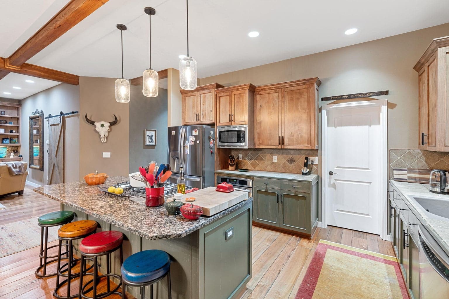 Photo of 10100 Juniper Glen 3 of 40