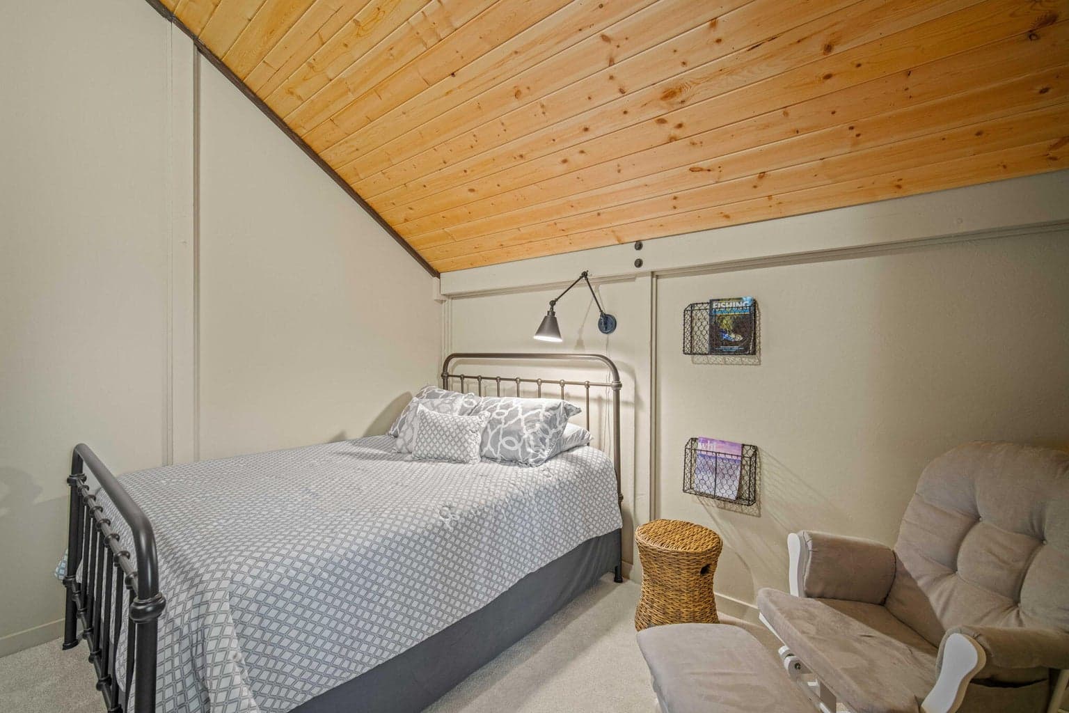 Photo of 17673 Cluster Cabin Lane 17 of 35
