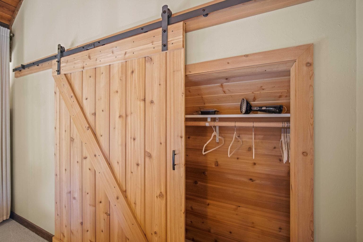 Photo of 17673 Cluster Cabin Lane 26 of 35