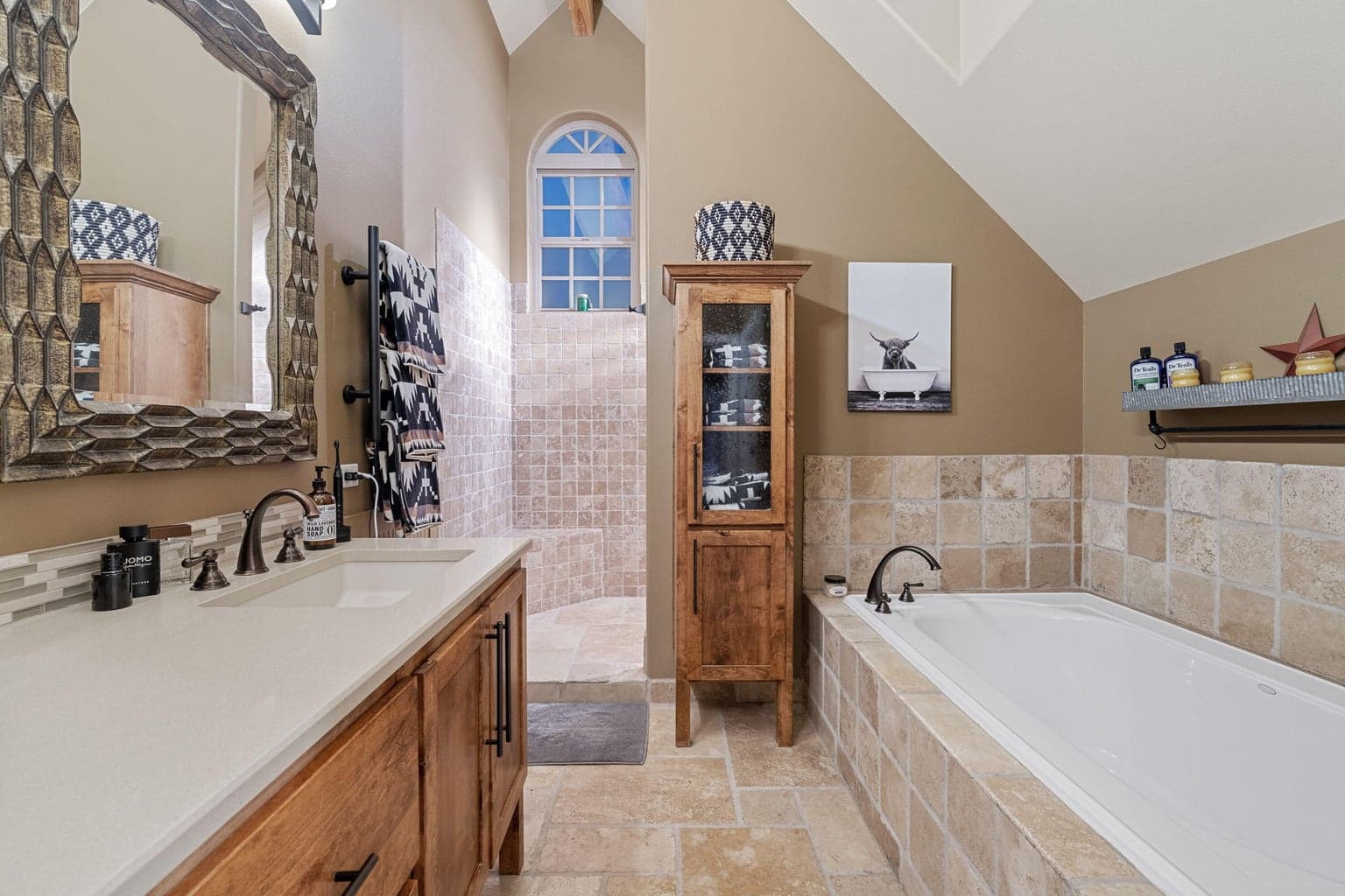 Photo of 10100 Juniper Glen Circle 25 of 40