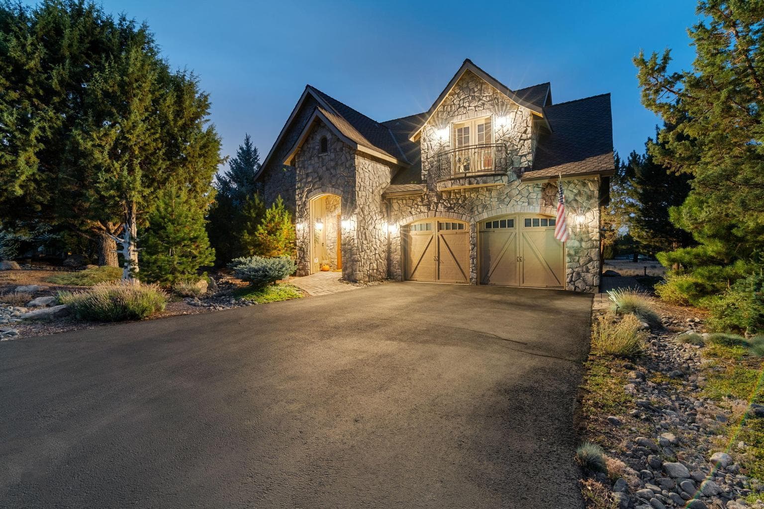 Photo of 10100 Juniper Glen Circle 29 of 40