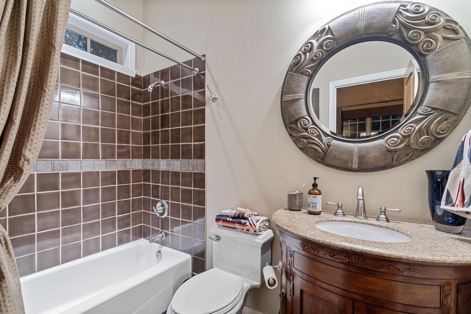 Photo of 10100 Juniper Glen Circle 16 of 40