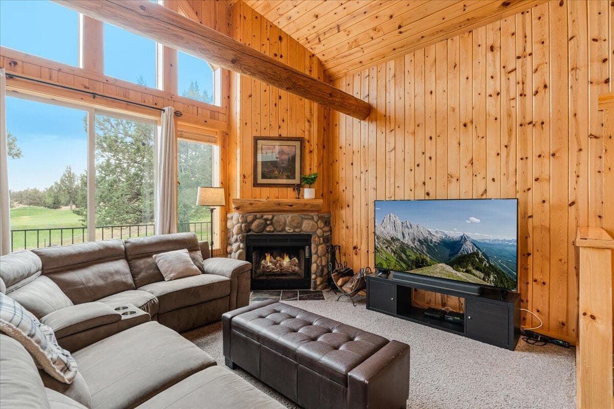 Photo of 8778 Cliff Swallow Drive 7 of 29