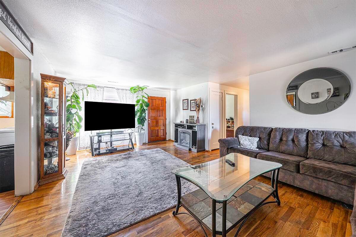 Photo of 144 Reager 4 of 57