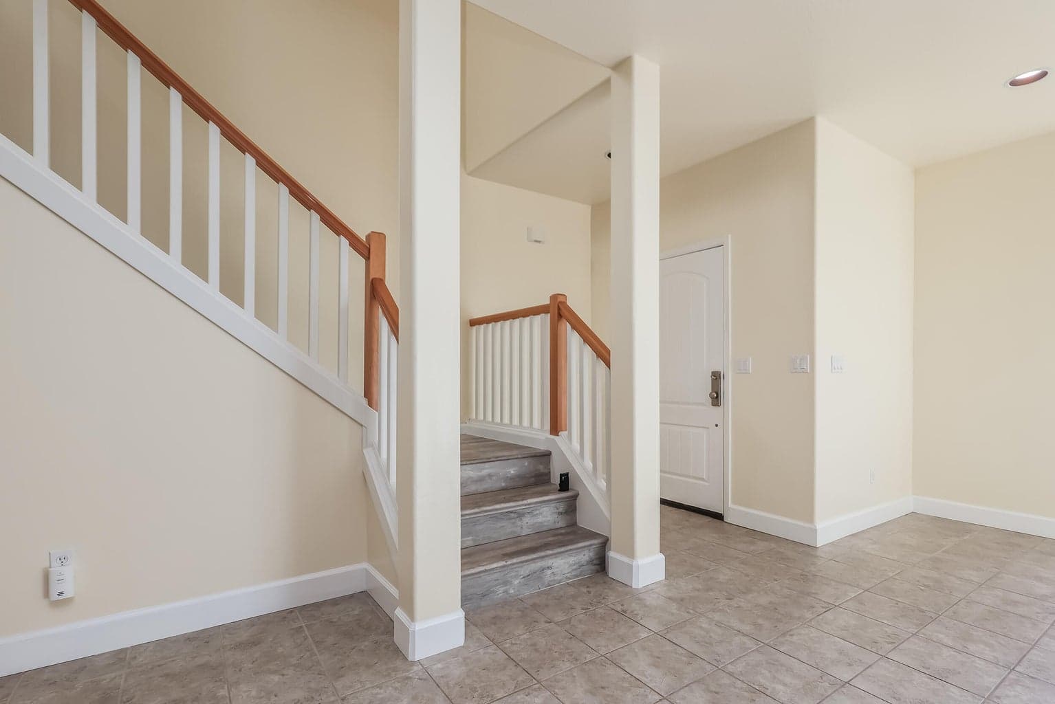 Photo of 1308 NE Carson Street 8 of 27