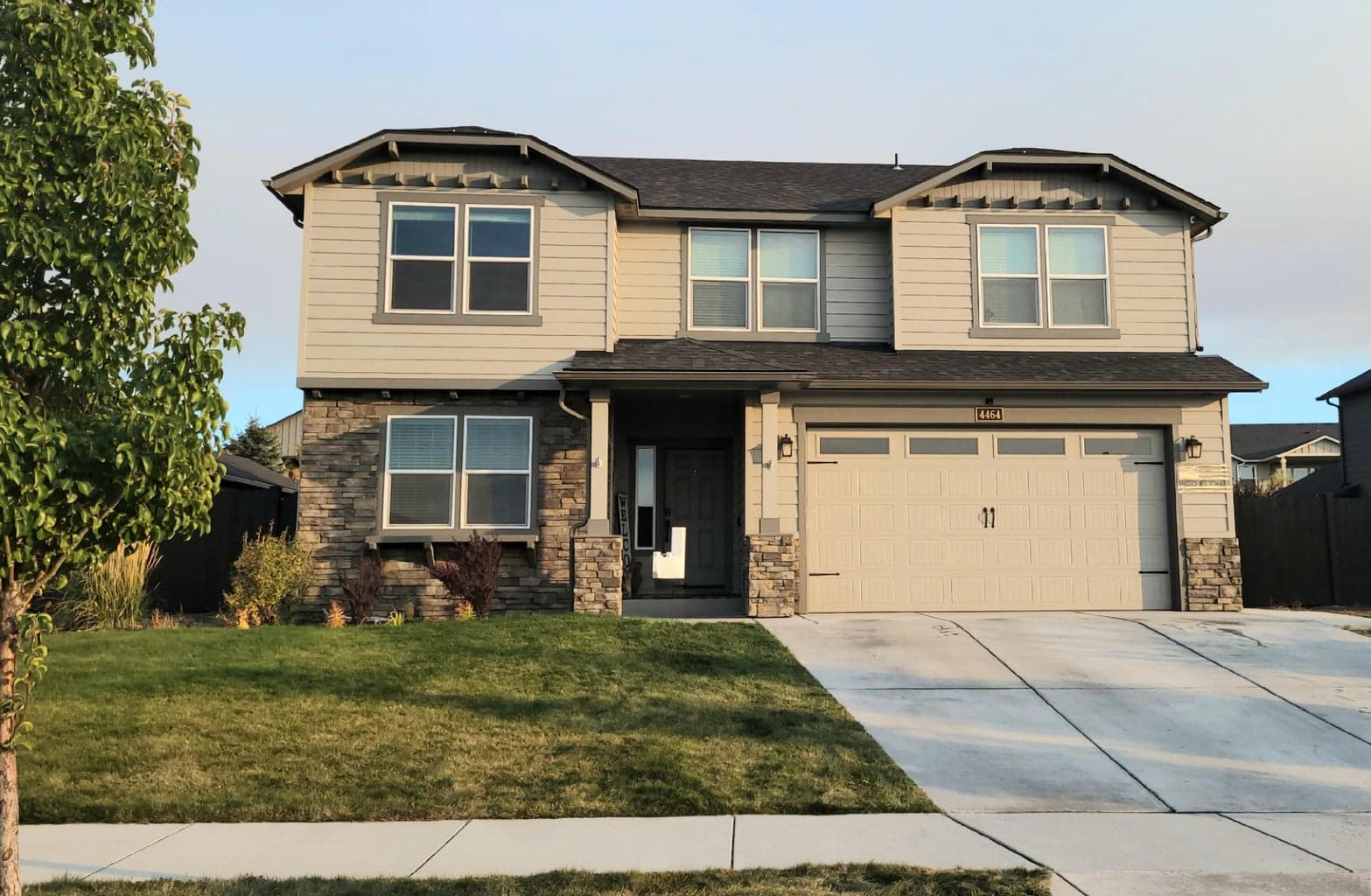Photo of 4464 SW Salmon Place 42 of 43