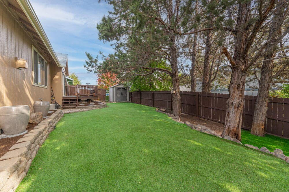 Photo of 308 NW Antler Loop 28 of 29