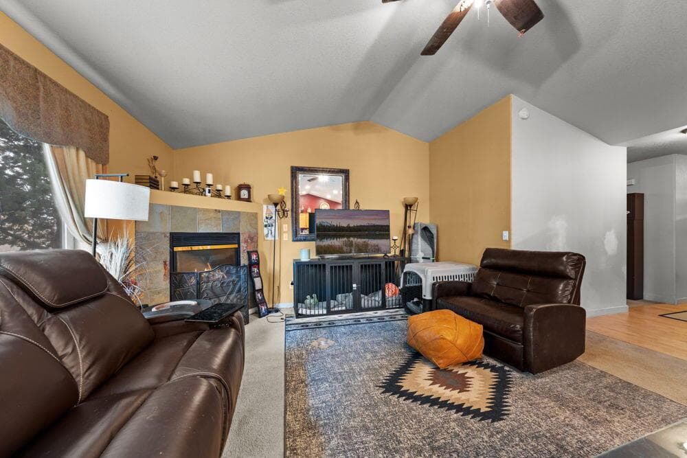 Photo of 308 NW Antler Loop 12 of 29
