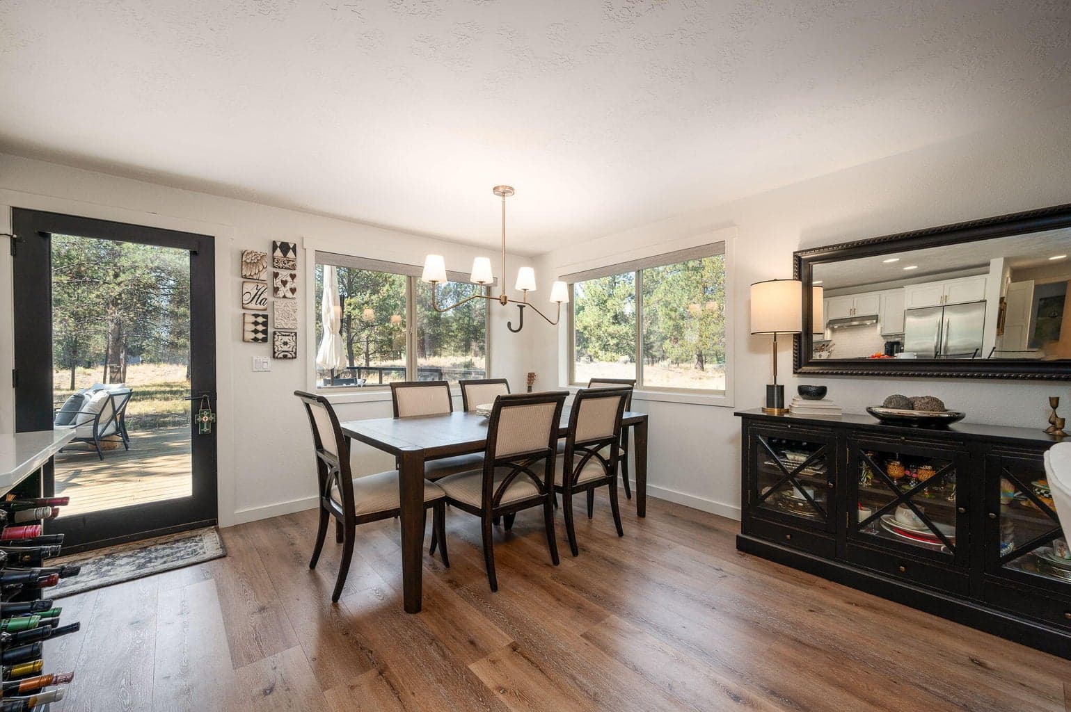 Photo of 57331 Mountain View Lane 10 of 58