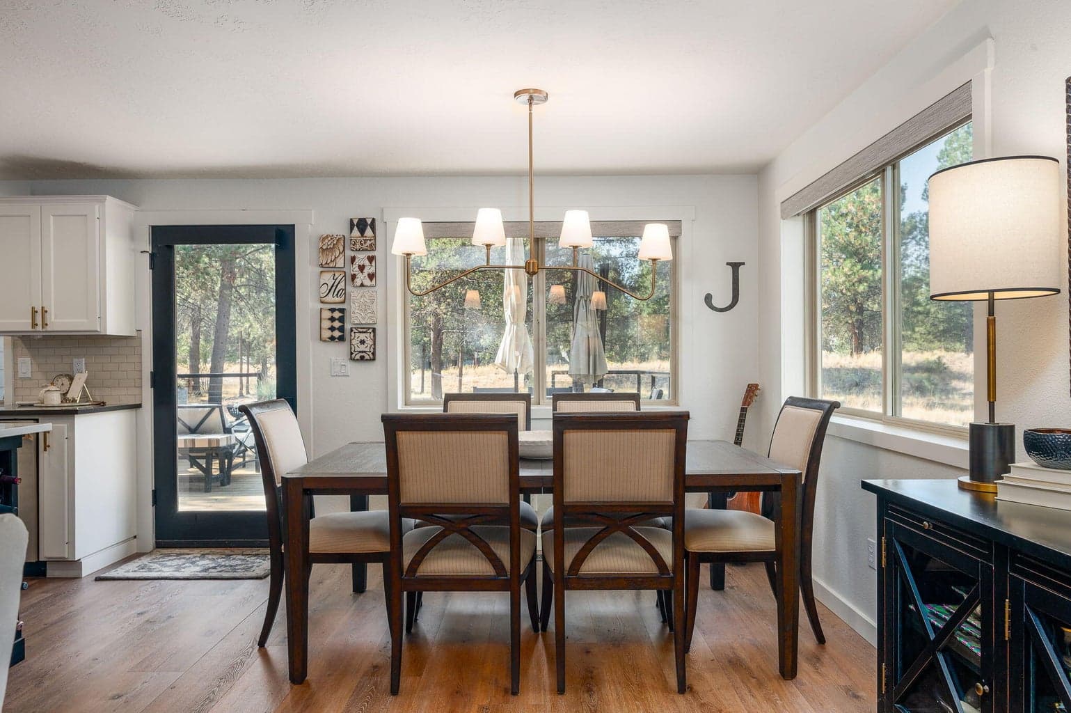 Photo of 57331 Mountain View Lane 11 of 58