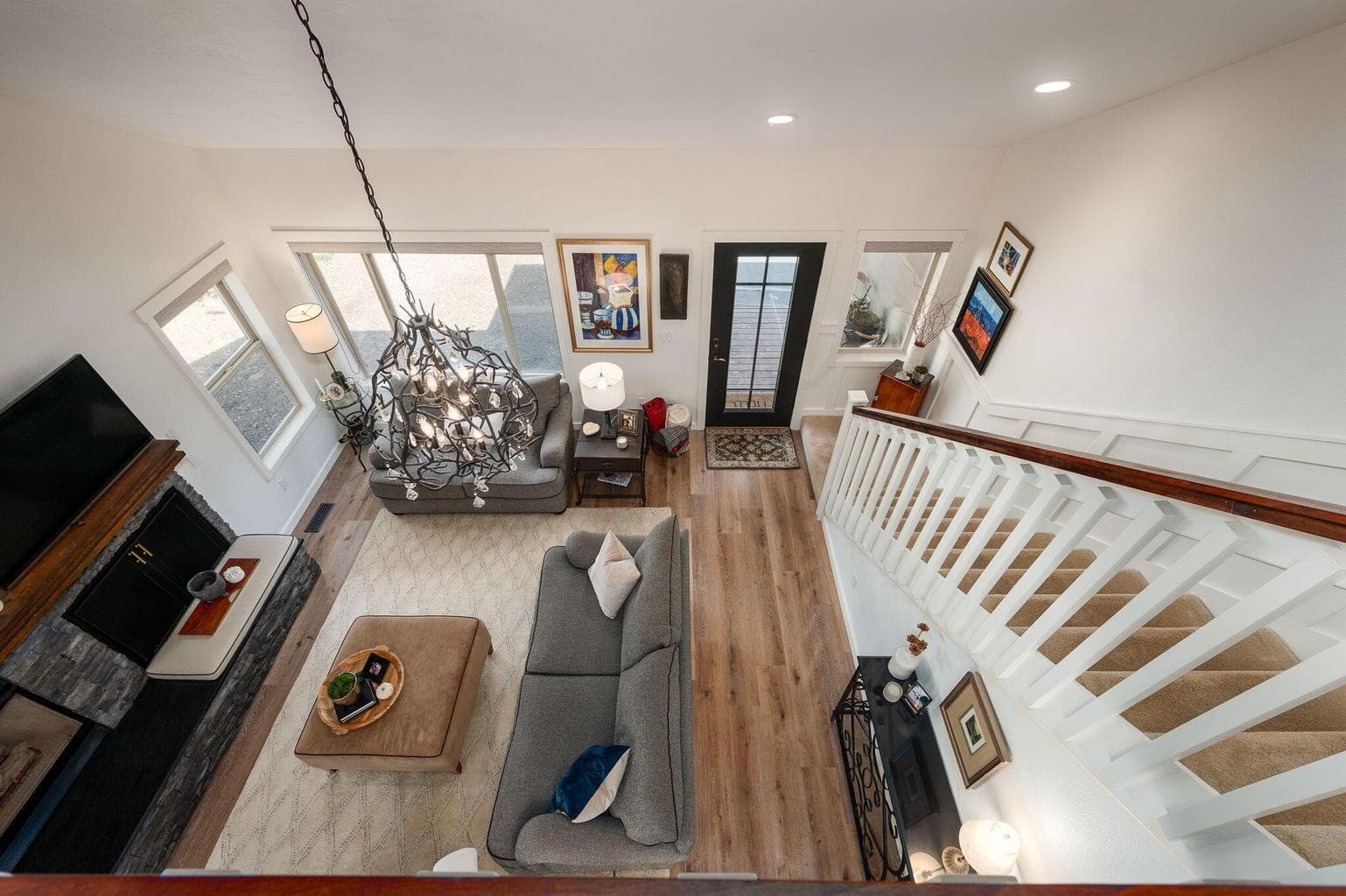 Photo of 57331 Mountain View Lane 34 of 58
