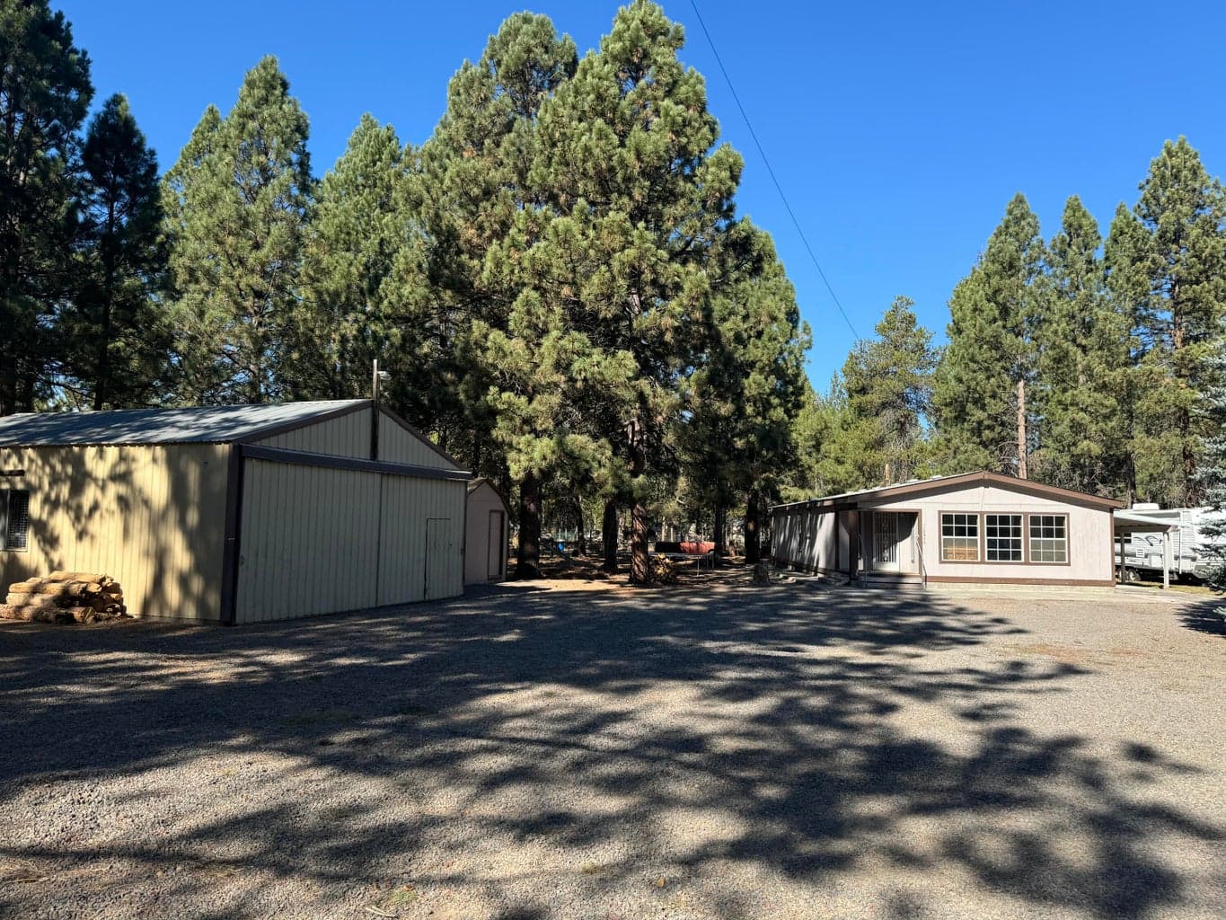 Photo of 148952 Snuffy Drive 1 of 46