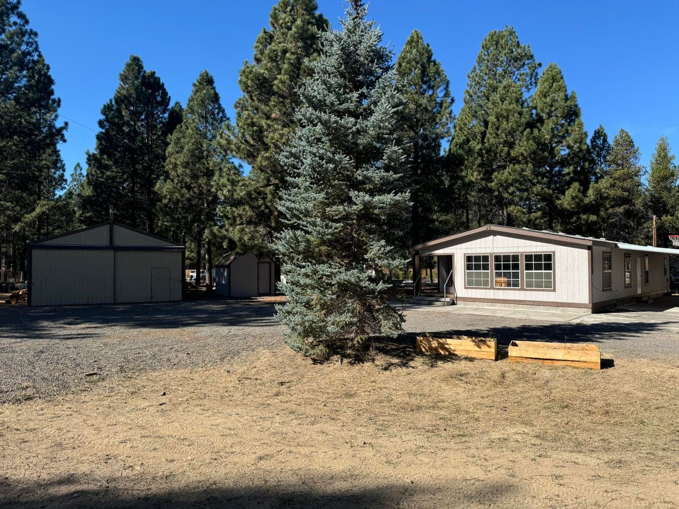 Photo of 148952 Snuffy Drive 2 of 46
