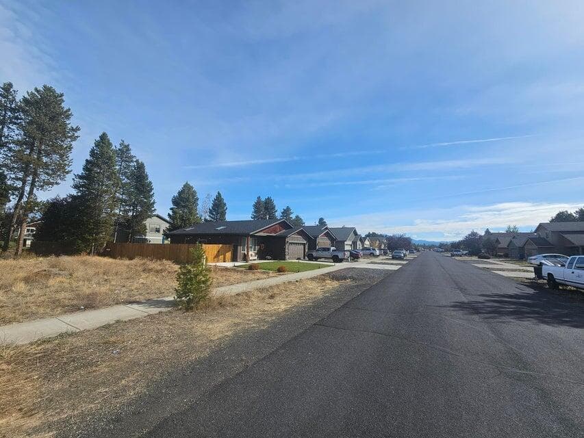 Photo of 16418 Riley Drive 3 of 3
