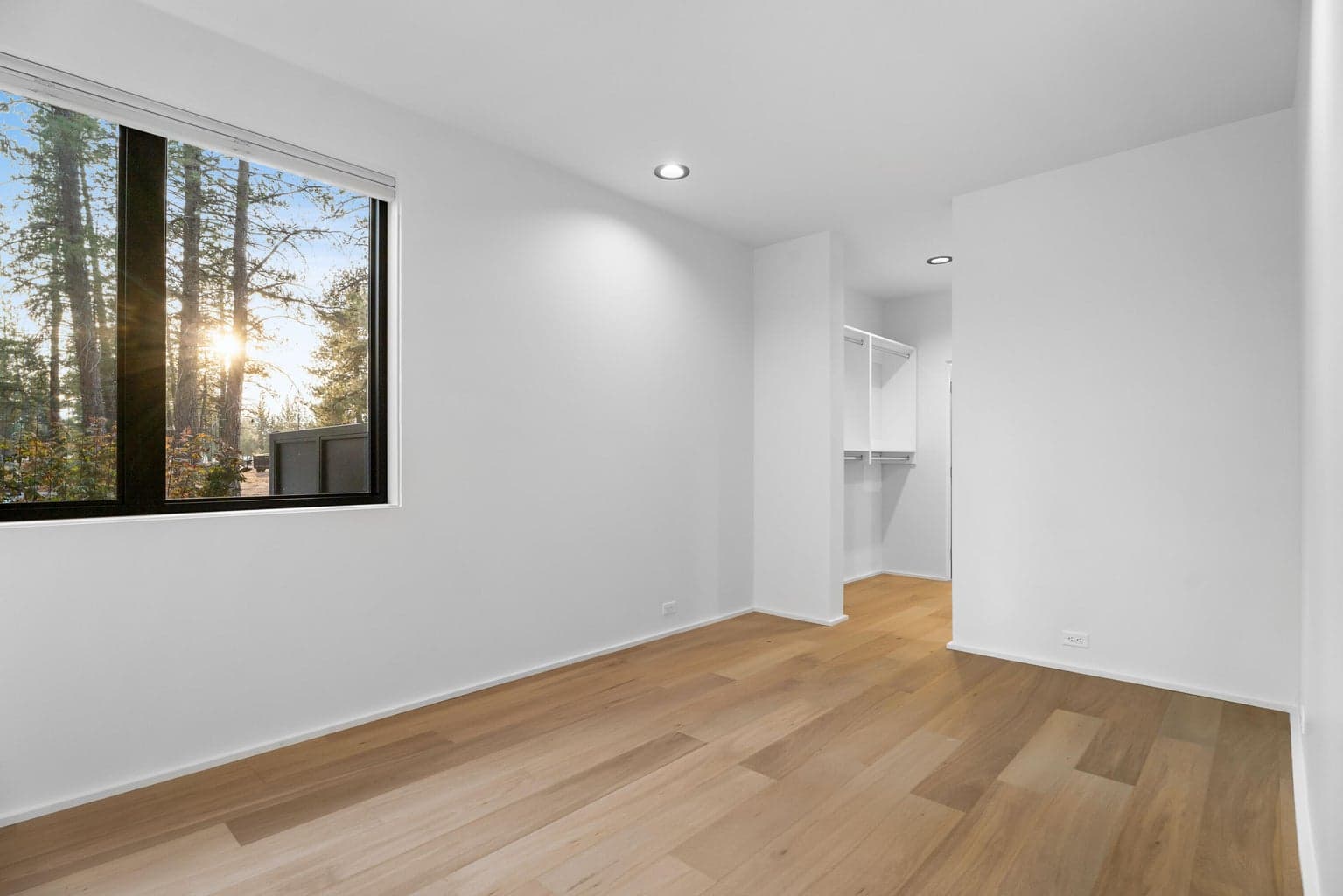 Photo of 525 N Pine Street 6 of 36