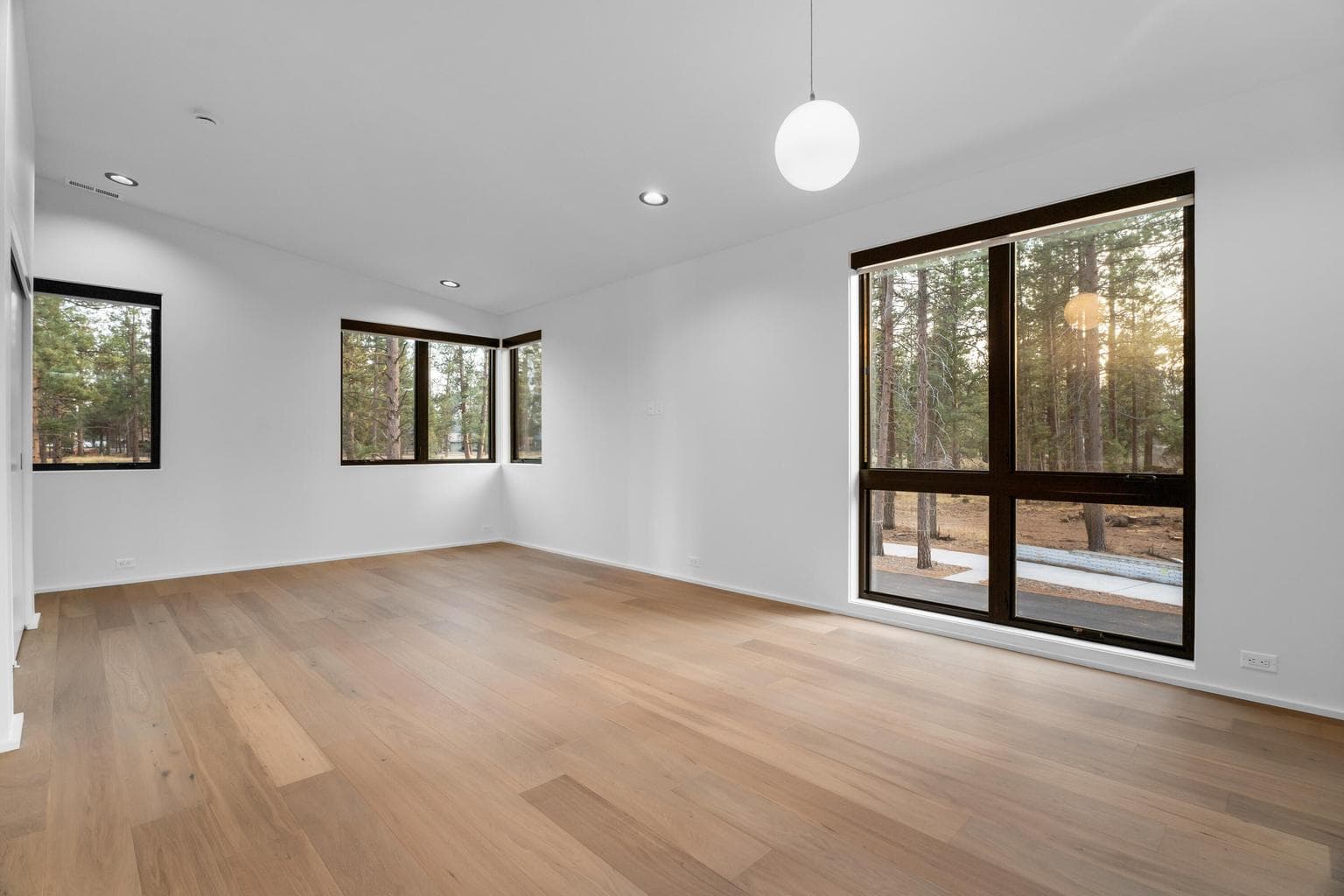 Photo of 525 N Pine Street 20 of 36