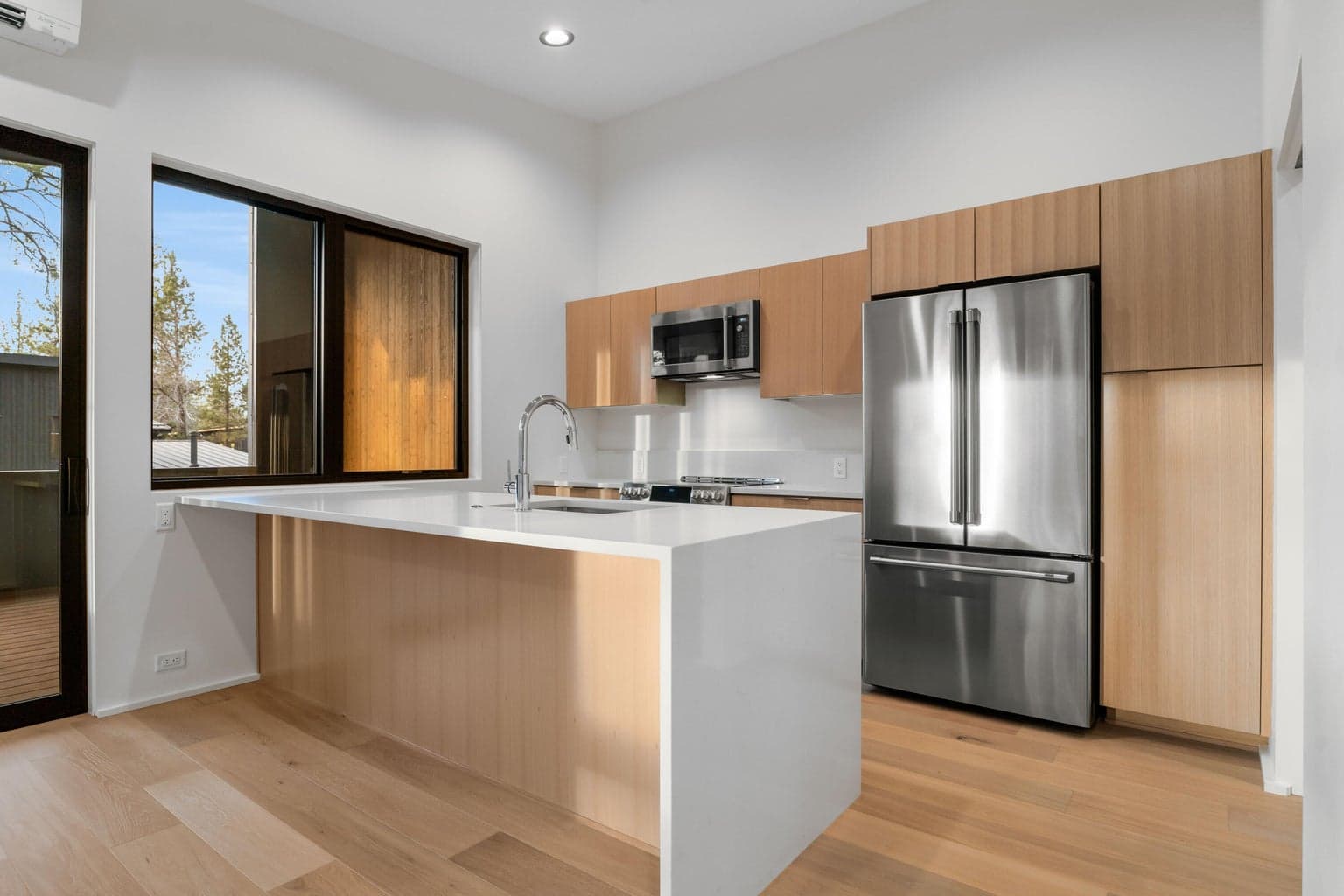Photo of 525 N Pine Street 21 of 36