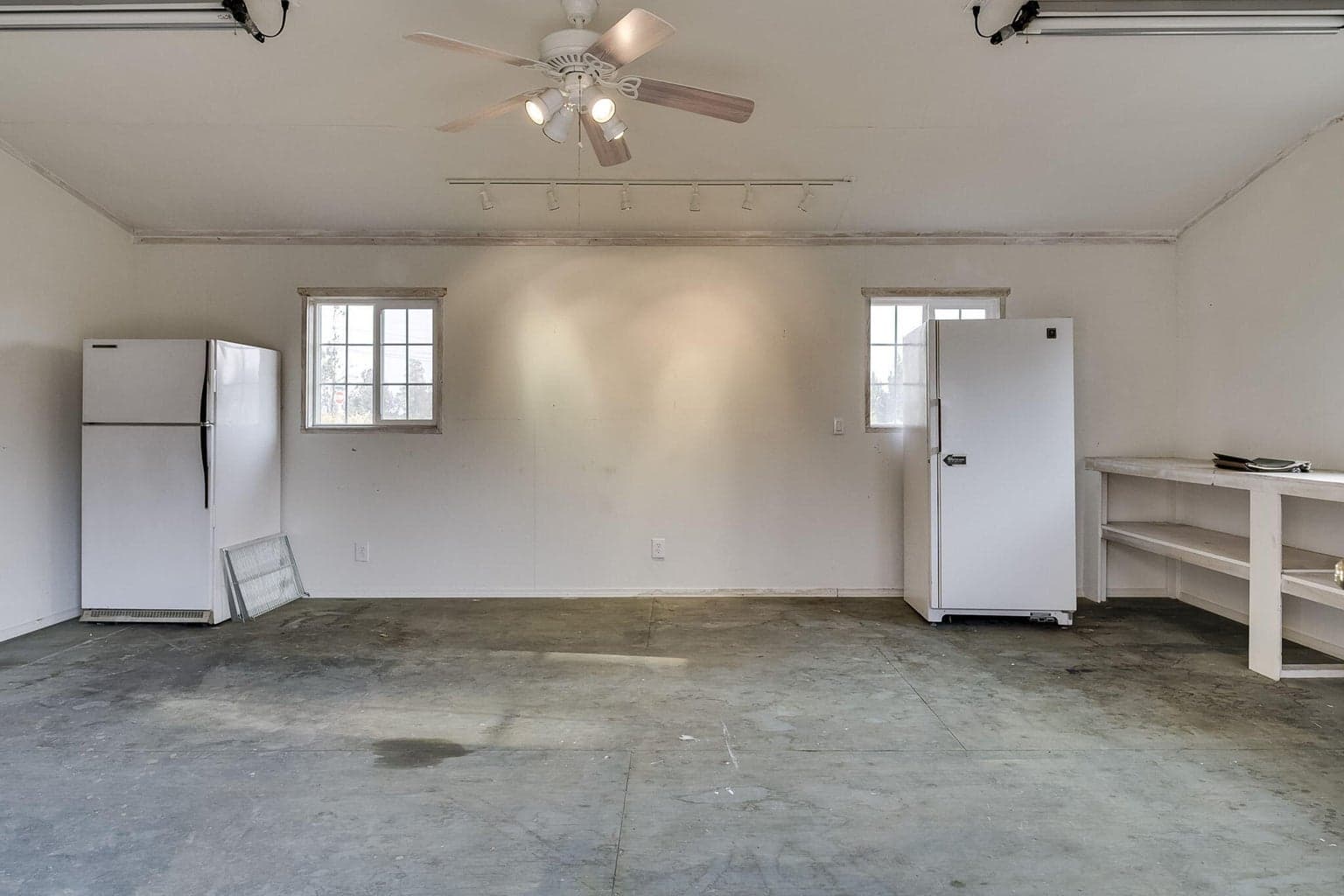 Photo of 3650 SW Canal Boulevard 21 of 35