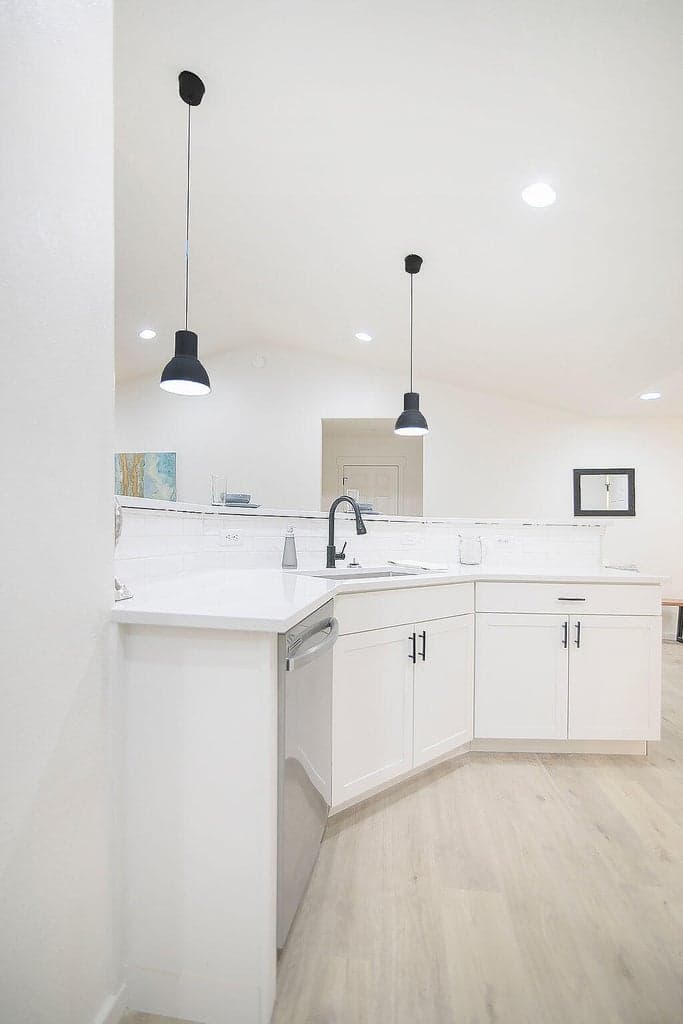 Photo of 51994 Cultus Lane 15 of 52